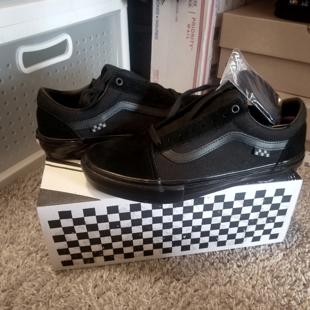 Black Suede SKATE OLD SKOOL VANS